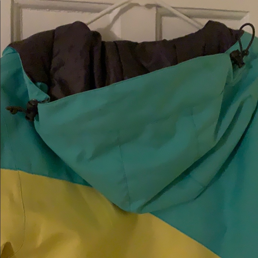 Ski Jacket - Picture 5 of 7